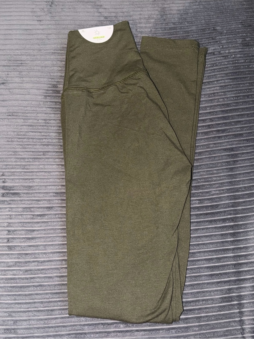 Aerie XS “offline og legging” hi-rise long, olive green pants